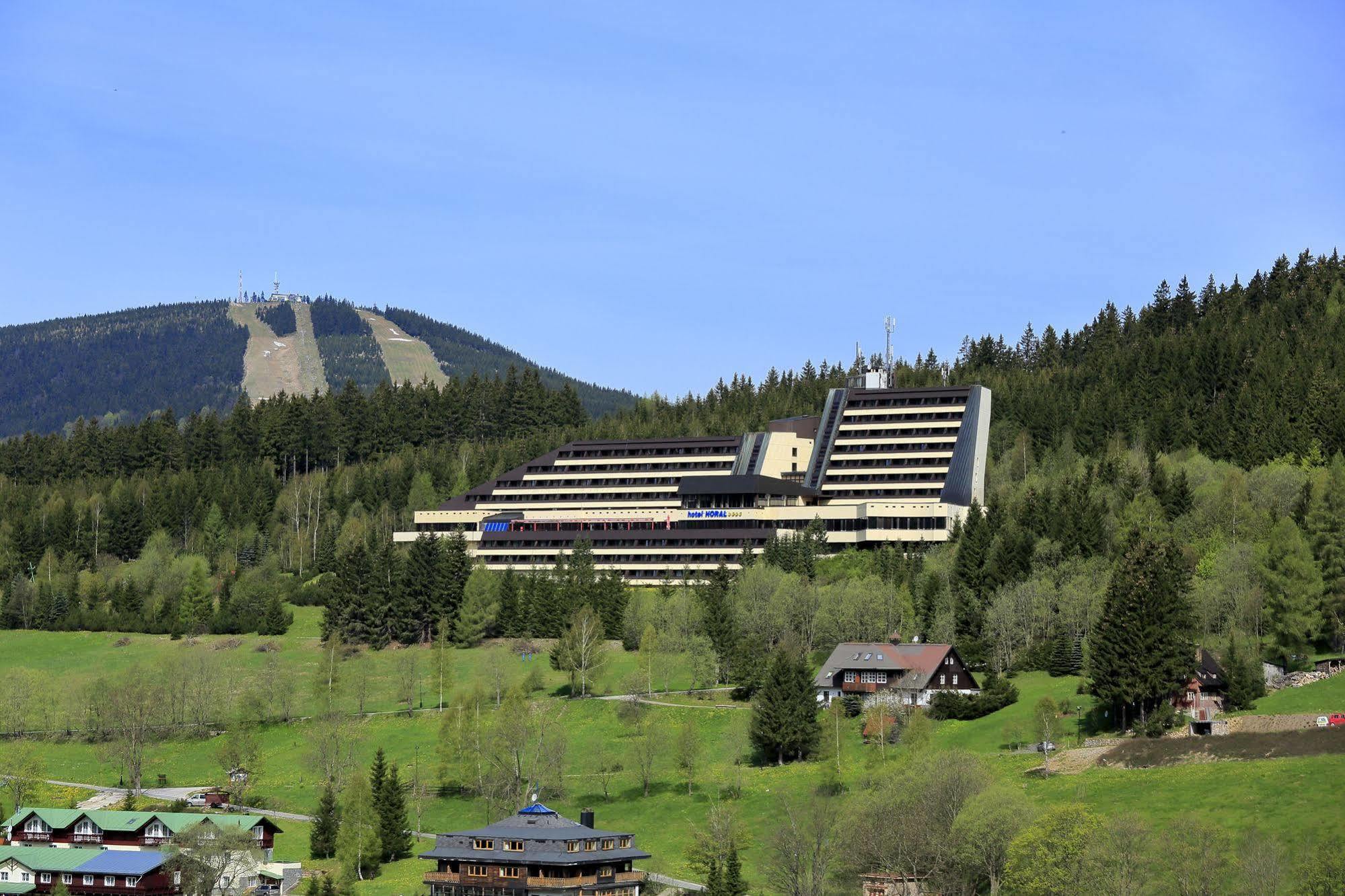 Orea Resort Horal Špindlerŭv Mlýn Dış mekan fotoğraf